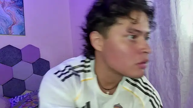 Snapshot of Horny_tgn chatting on October 3, 6:24 pm Horny tgn online show from October 3, 6:24 pm