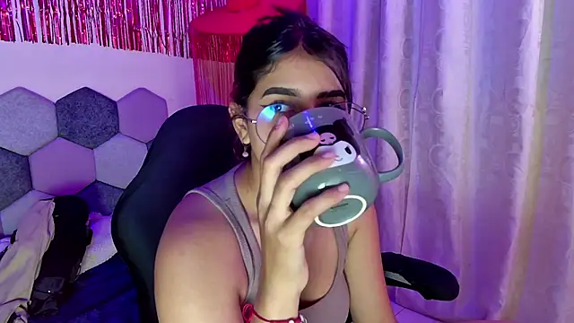 Horny tgn online show from February 14, 5:59 pm