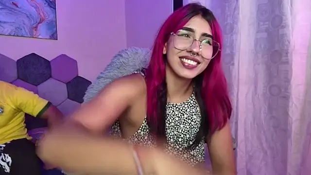 Snapshot of Horny_tgn chatting on September 28, 6:13 pm Horny tgn online show from September 28, 6:13 pm