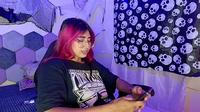 Snapshot of Horny_tgn chatting on October 22, 7:41 pm Horny tgn online show from October 22, 7:41 pm