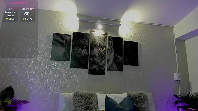 lilicooper  online show from October 14, 12:35 am