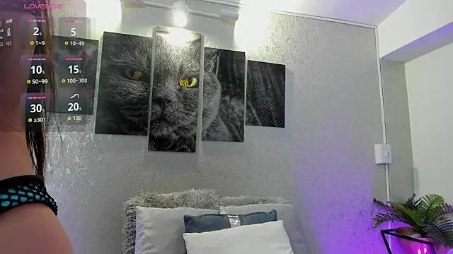 lilicooper  online show from October 11, 8:55 pm