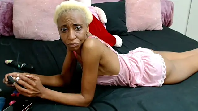 Nubiangiggles online show from September 28, 11:32 pm