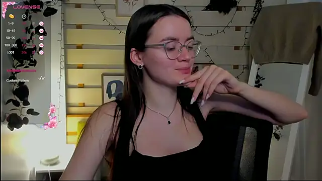 Josephine jo online show from February 28, 1:43 pm