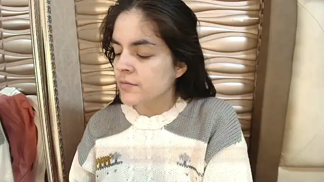 sofiaclauss online show from October 13, 9:50 pm