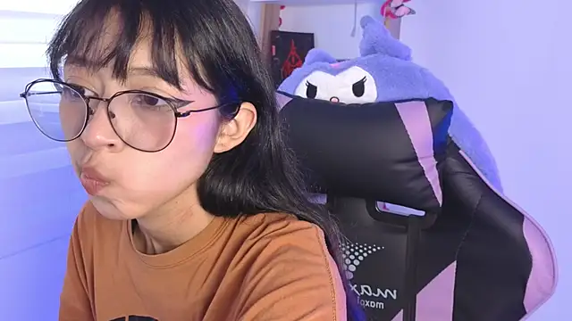 Yommi Winx online show from November 8, 8:58 pm