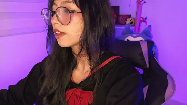 Yommi Winx online show from May 7, 2:49 am