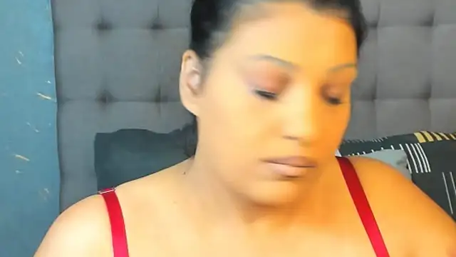 Snapshot of AmyCubes chatting on September 29, 4:01 pm AmyCubes online show from September 29, 4:01 pm