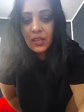 Snapshot of AmyCubes chatting on October 21, 7:56 am AmyCubes online show from October 21, 7:56 am