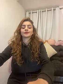 Lu perez online show from April 15, 7:58 pm