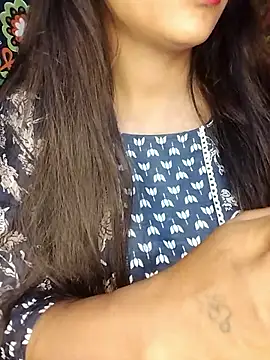 Sreya213 online show from March 18, 6:46 pm