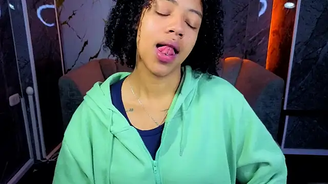 Violeth b online show from December 3, 12:51 pm