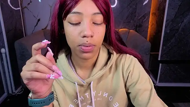 Violeth b online show from November 22, 1:14 pm