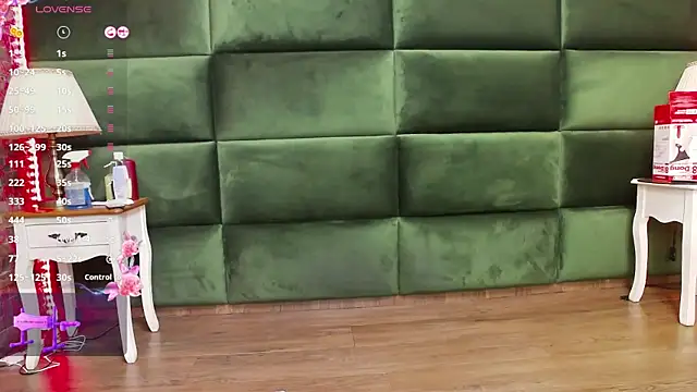 SelenSummer online show from November 13, 8:19 pm