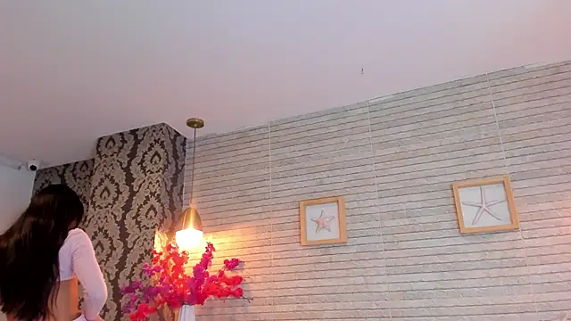 IssabellaLopez online show from September 30, 12:22 pm