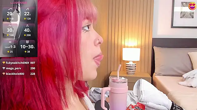 Snapshot of sofia_shadow chatting on October 12, 4:15 am sofia shadow online show from October 12, 4:15 am