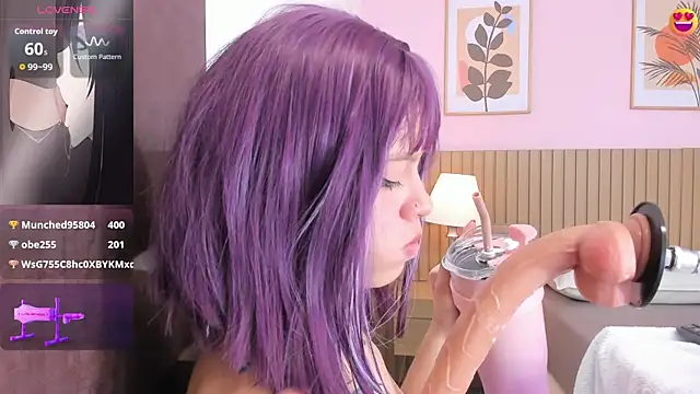 Snapshot of sofia_shadow chatting on September 27, 4:30 am sofia shadow online show from September 27, 4:30 am