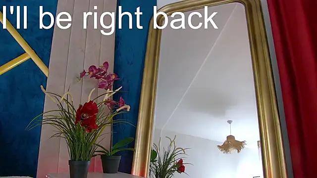 Foxxxy MILF online show from January 12, 5:12 am