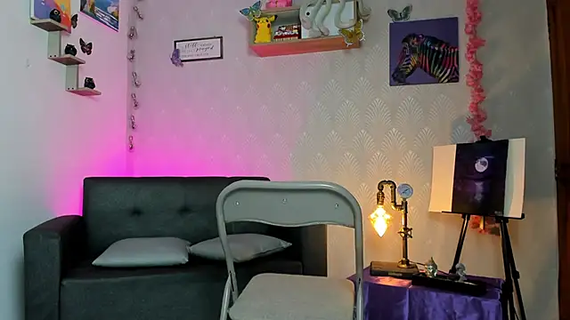 Snapshot of Alaia_Love77 chatting on October 2, 10:59 pm Alaia Love77 online show from October 2, 10:59 pm