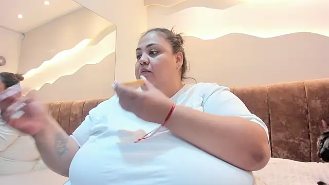 Alisson am online show from May 14, 11:49 am