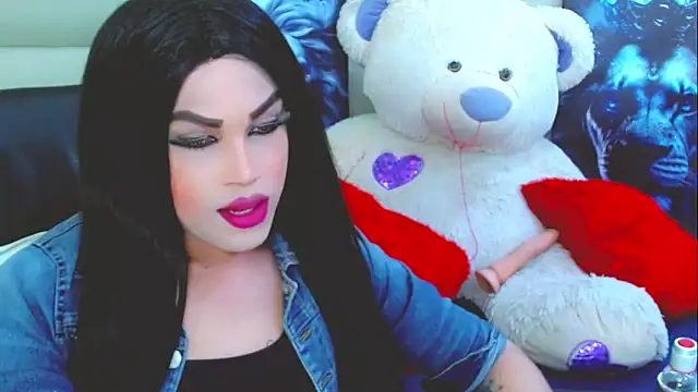 Snapshot of NathaliaCross chatting on September 24, 7:46 pm NathaliaCross online show from September 24, 7:46 pm