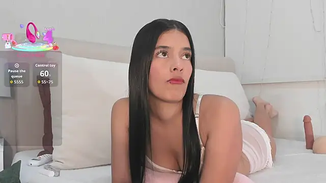 Snapshot of Isaa_Queen chatting on October 28, 7:52 pm Isaa Queen online show from October 28, 7:52 pm