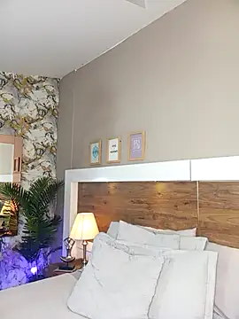 EmaBakker online show from September 26, 1:53 pm