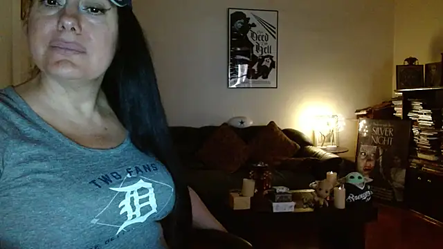 Snapshot of mandaloriangirls chatting on October 10, 6:13 pm mandaloriangirls online show from October 10, 6:13 pm