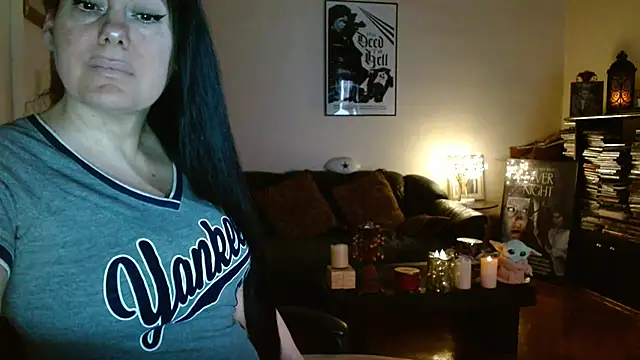 mandaloriangirls online show from February 12, 7:59 pm