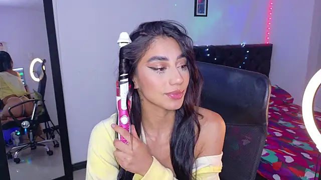 JulietaCheerr online show from December 17, 1:33 am