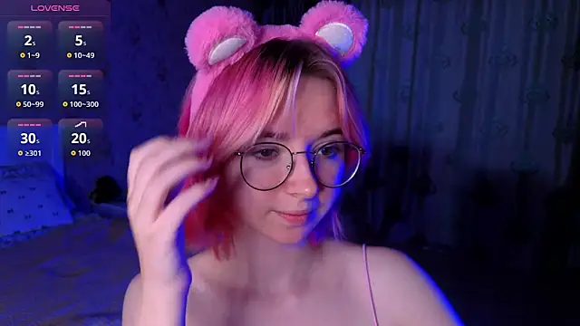 Nora Failure online show from October 14, 9:01 am