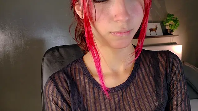 Snapshot of ParisFox_ chatting on October 21, 7:40 pm ParisFox online show from October 21, 7:40 pm