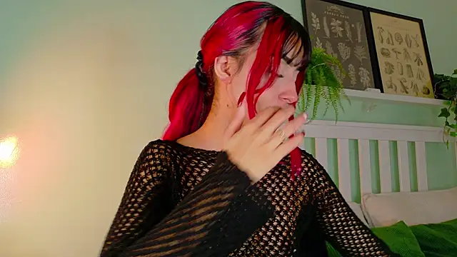 Snapshot of ParisFox_ chatting on October 20, 7:39 pm ParisFox online show from October 20, 7:39 pm