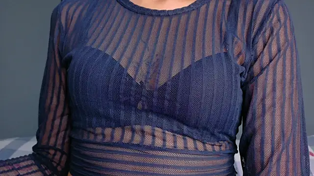 Snapshot of ParisFox_ chatting on October 2, 11:48 am ParisFox online show from October 2, 11:48 am