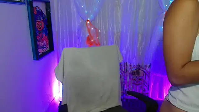 Marybaby 69 online show from October 3, 9:09 pm