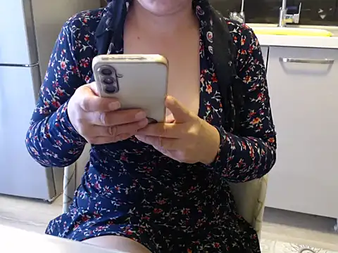 YARRAKKKDELISIIIII online show from October 5, 9:03 am