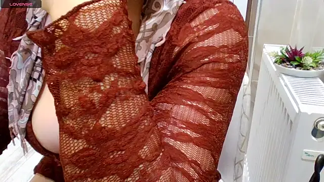 YARRAKKKDELISIIIII online show from April 11, 1:59 pm