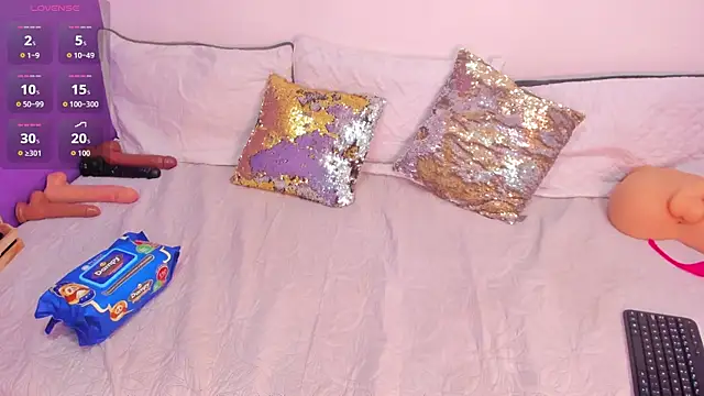 Snapshot of cookplleaser chatting on October 25, 11:51 am cookplleaser online show from October 25, 11:51 am