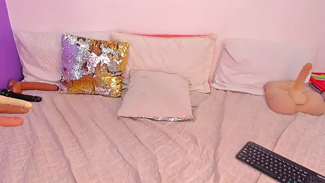 Snapshot of cookplleaser chatting on September 24, 11:31 am cookplleaser online show from September 24, 11:31 am