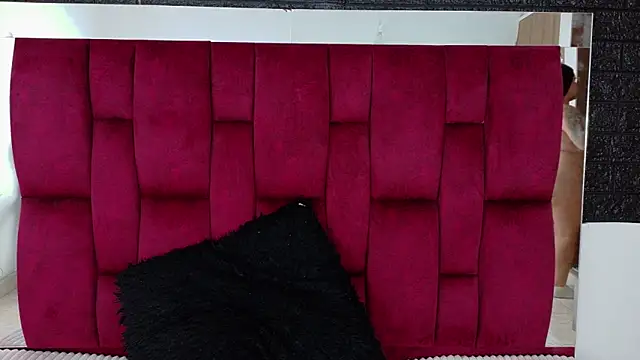 Snapshot of April1_sc chatting on September 18, 1:53 pm April1 sc online show from September 18, 1:53 pm