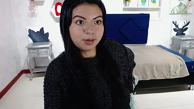 Snapshot of CarolineBrunx chatting on October 3, 4:06 am CarolineBrunx online show from October 3, 4:06 am