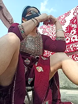 heenage online show from January 19, 8:43 am