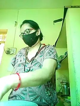 heenage online show from April 26, 4:43 am