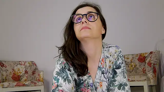 Snapshot of SophieeRain chatting on September 22, 5:00 pm SophieeRain online show from September 22, 5:00 pm