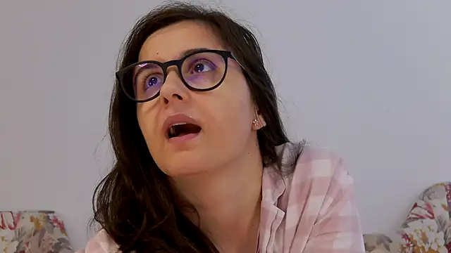 Snapshot of SophieeRain chatting on September 26, 10:46 am SophieeRain online show from September 26, 10:46 am