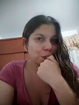 Snapshot of Carliina_Soussa chatting on October 7, 4:28 am Carliina Soussa online show from October 7, 4:28 am