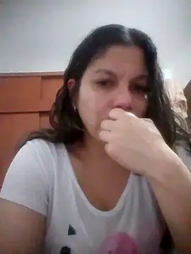 Snapshot of Carliina_Soussa chatting on October 6, 2:28 am Carliina Soussa online show from October 6, 2:28 am