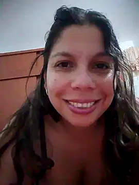 Snapshot of Carliina_Soussa chatting on October 23, 11:00 pm Carliina Soussa online show from October 23, 11:00 pm