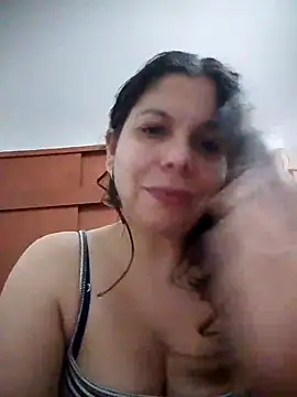 Snapshot of Carliina_Soussa chatting on September 28, 1:34 am Carliina Soussa online show from September 28, 1:34 am