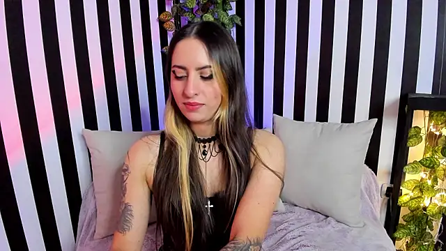 liz goth online show from January 13, 2:43 pm